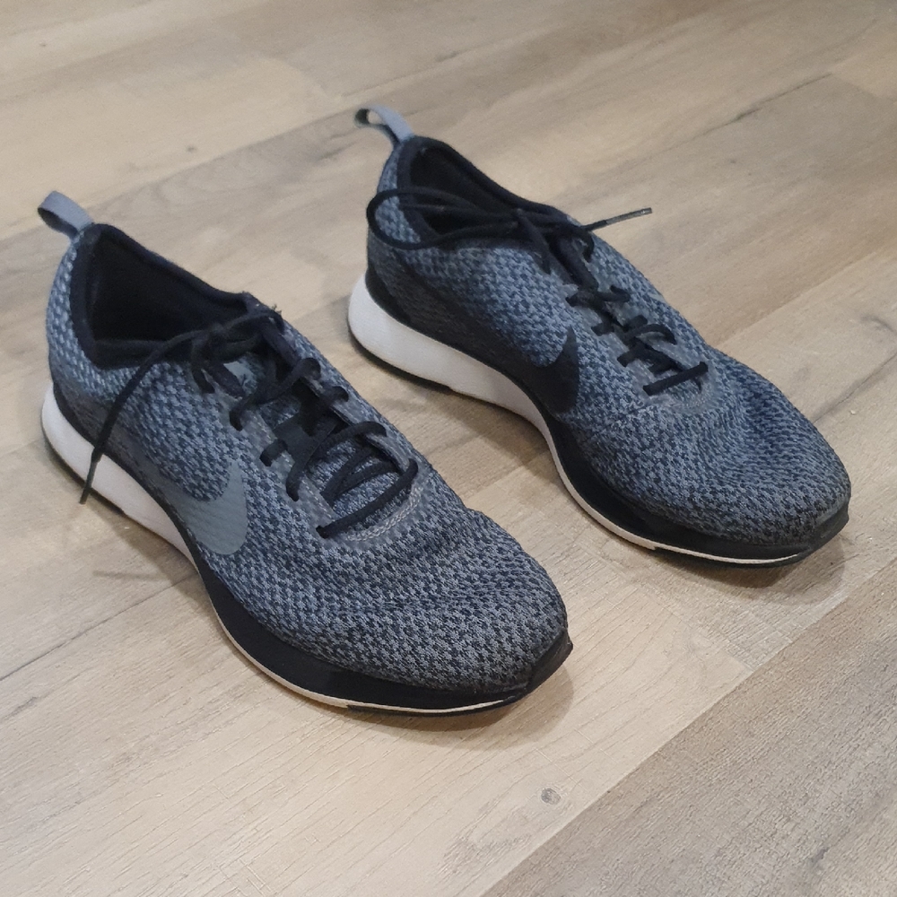 Nike Charcoal and Black Athletic Running Sneakers Size 39